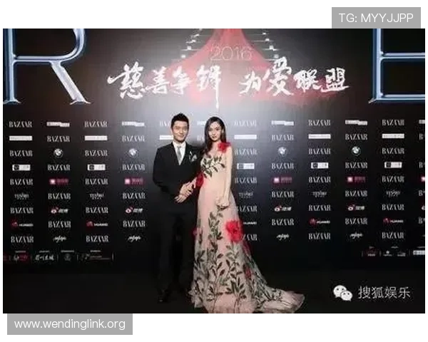 问鼎娱乐网娱乐:明星动态实时追踪让你不错过每一个娱乐热点